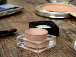 Make-up, per prevenire le imperfezioni anziché coprirle