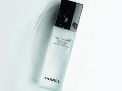 L’EAU MICELLAIRE DI CHANEL: UN DÉMAQUILLANT ‘DA COLLEZIONE’