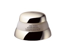 ADVANCED SUPER RIVITALIZING CREAM DI SHISEIDO: IL “BEST SELLER” DELLE CREME 24H